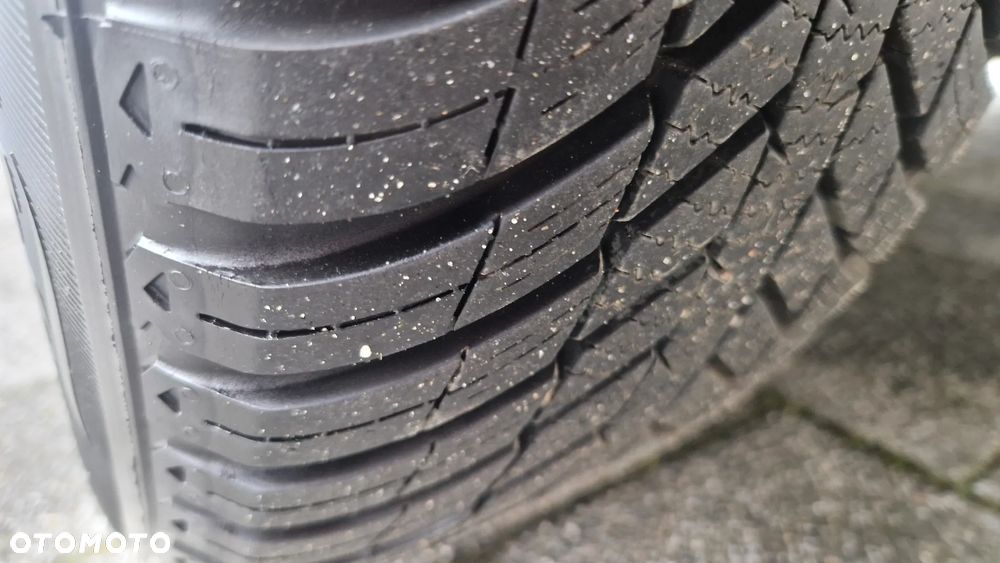 Ford Grand C-MAX 2.0 TDCi Titanium - 33