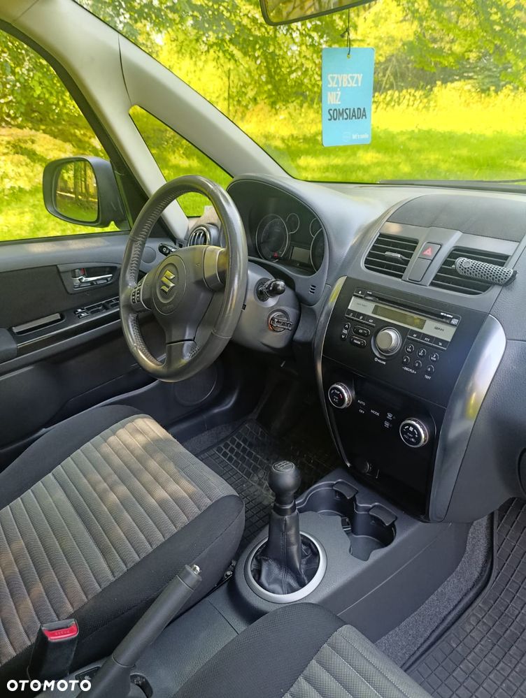 Suzuki SX4 1.6 VVT 4x2 Comfort - 11