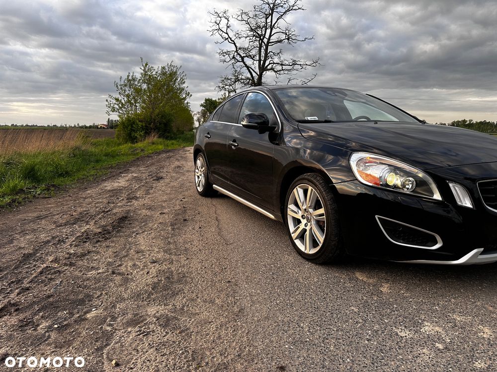 Volvo S60 2.5 T5 - 4