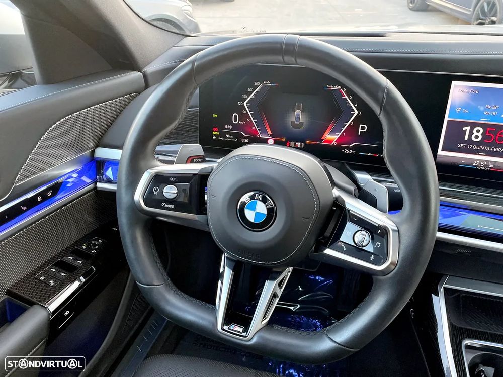 BMW 740 d xDrive Pack Desportivo M - 13