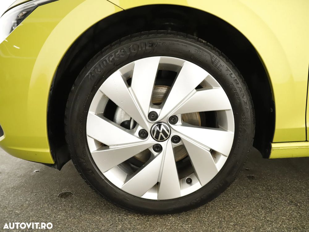 Volkswagen Golf 1.5 eTSI ACT DSG MHEV Style - 29