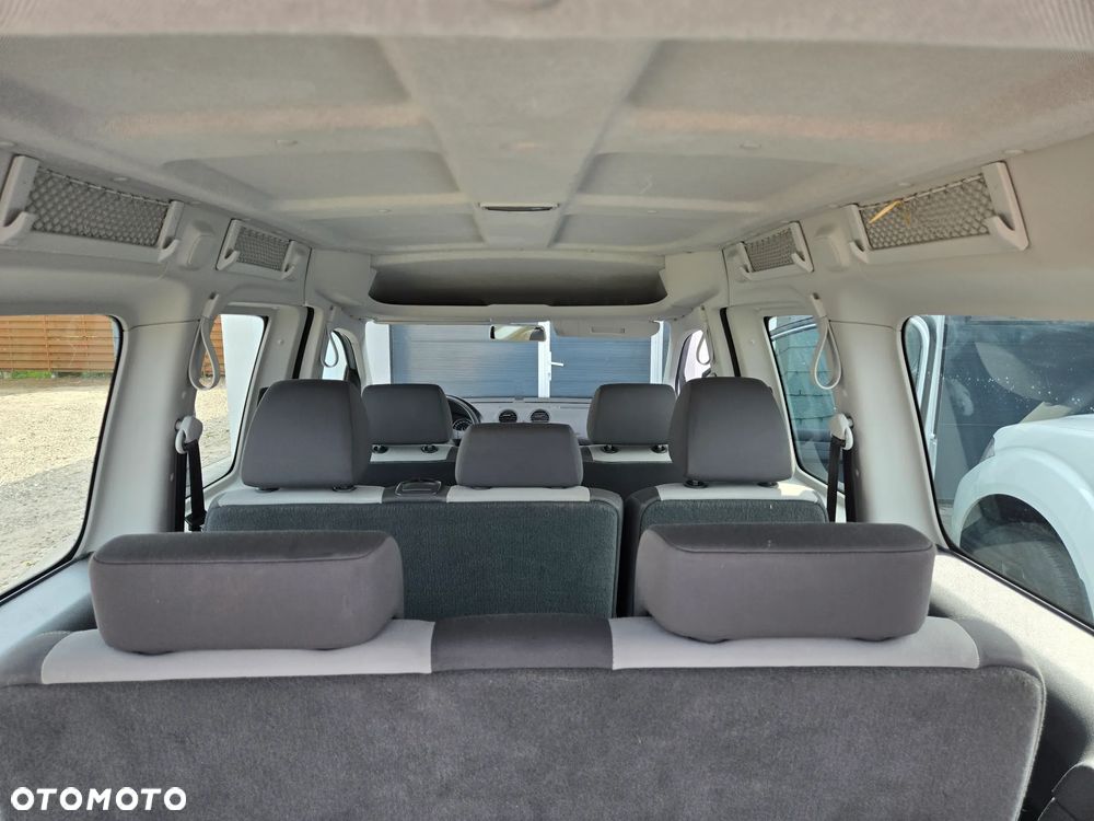 Volkswagen Caddy Comfortline - 31