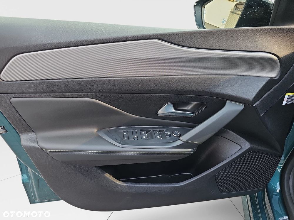 Peugeot 308 1.2 PureTech GT Pack S&S EAT8 - 16