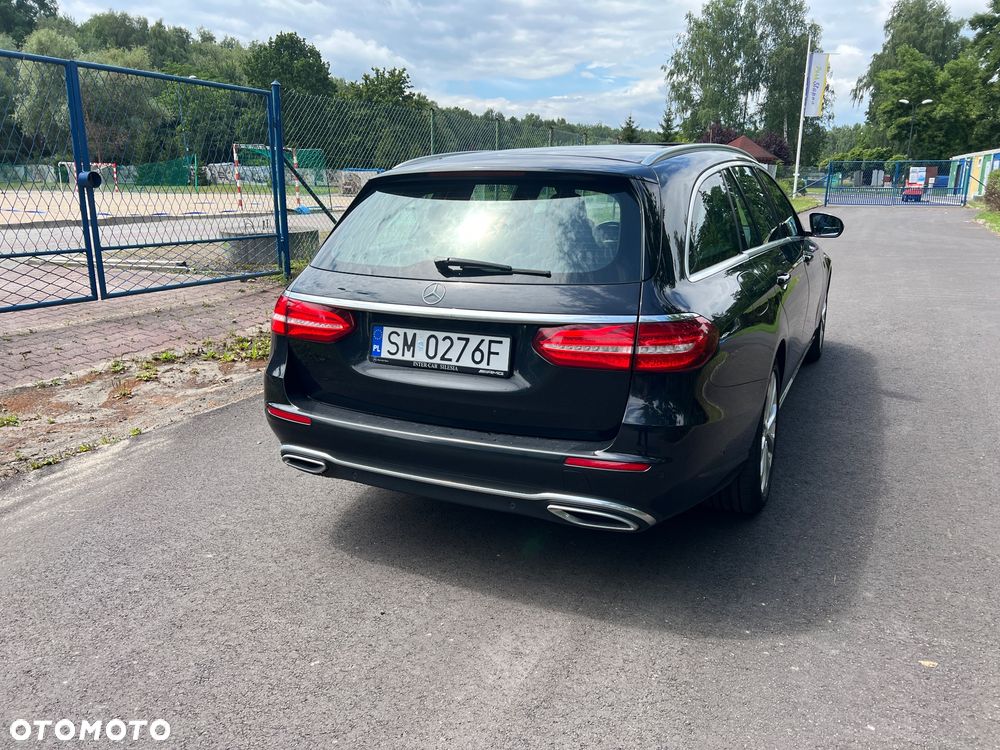 Mercedes-Benz Klasa E 220 d 9G-TRONIC - 5