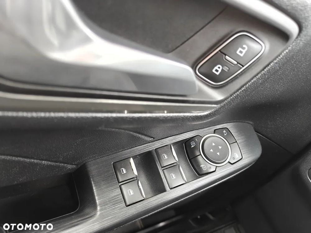 Ford Kuga 1.5 EcoBlue TITANIUM - 21