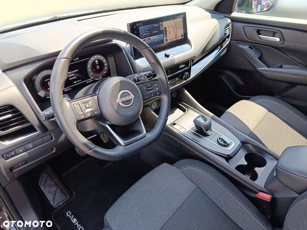 Nissan Qashqai 1.3 DIG-T MHEV 4x4 N-Connecta Xtronic - 10