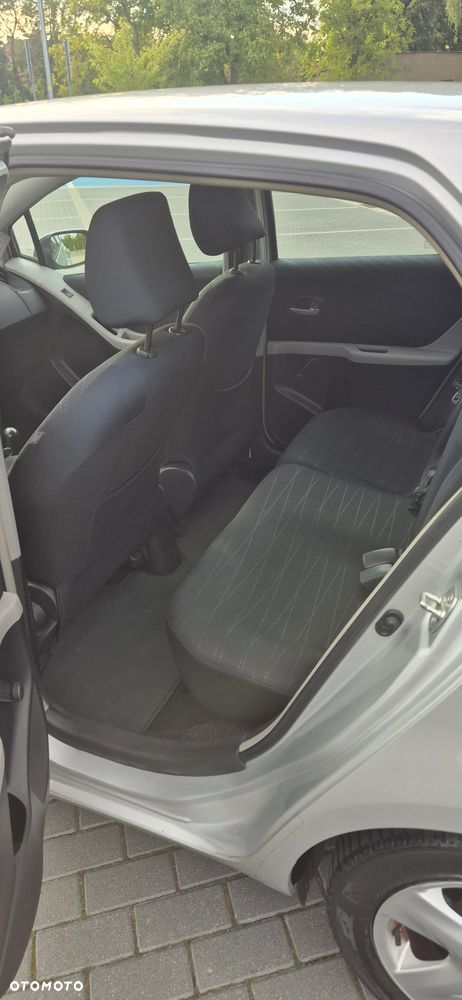 Toyota Yaris 1.3 Sol MM - 5