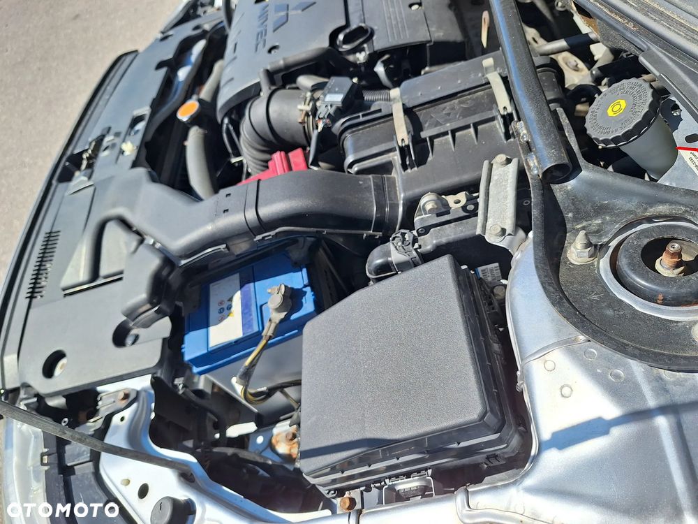 Mitsubishi Lancer 1.8 Intense - 9