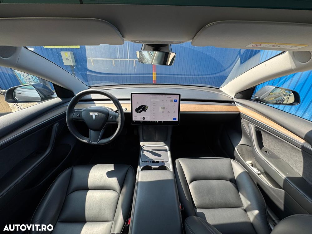 Tesla Model 3 Standard - 10