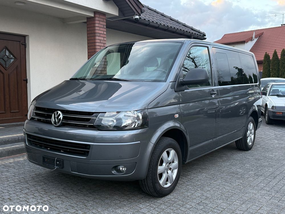 Volkswagen Multivan - 1