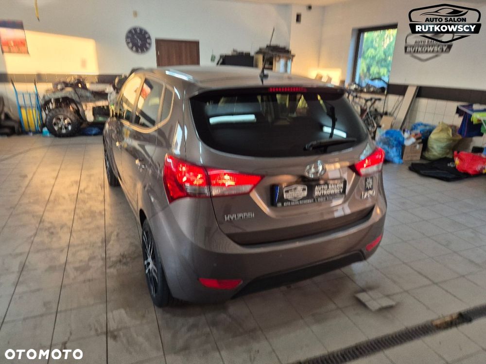 Hyundai ix20 - 10