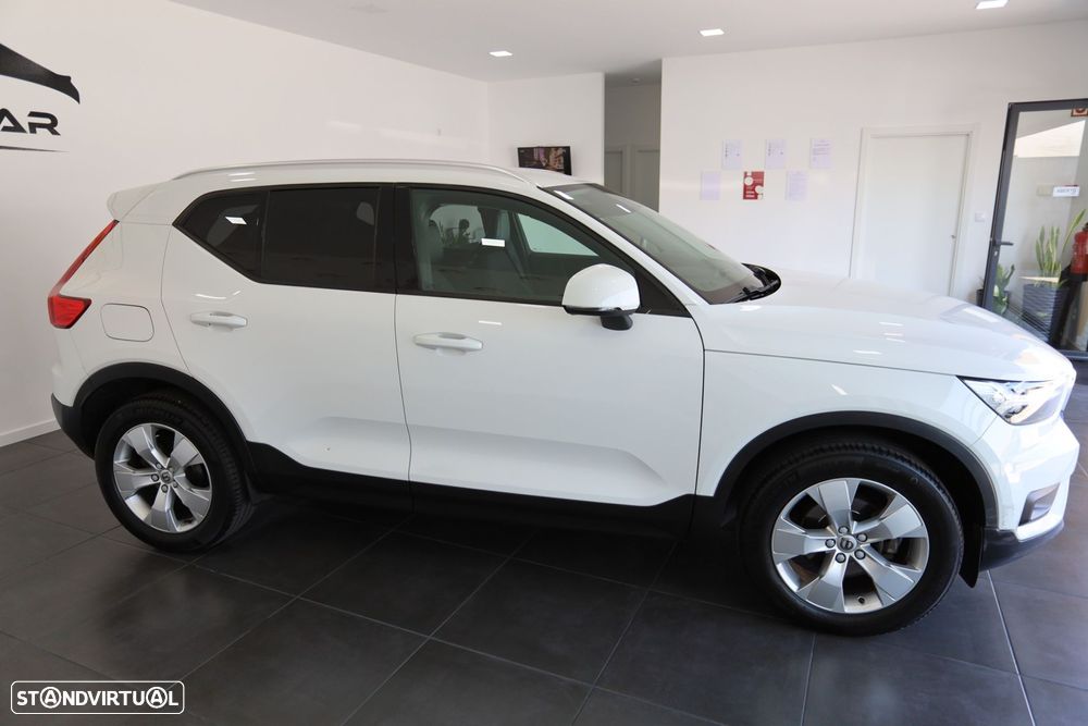 Volvo XC 40 2.0 D3 Momentum Plus - 5