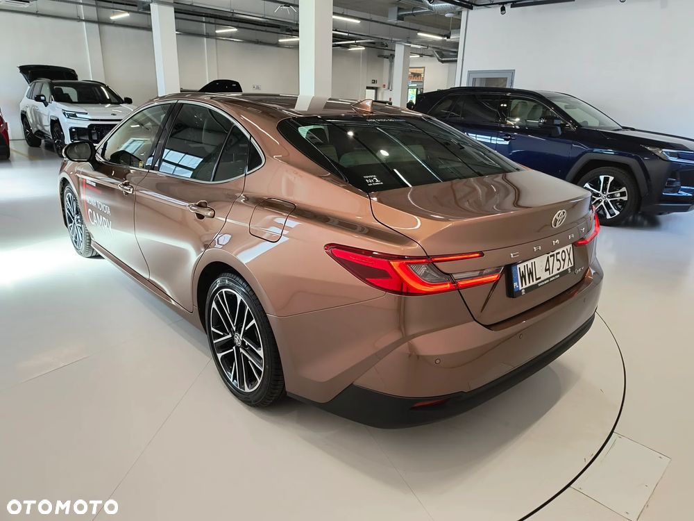 Toyota Camry 2.5 Hybrid Dynamic Force Executive e-CVT - 7