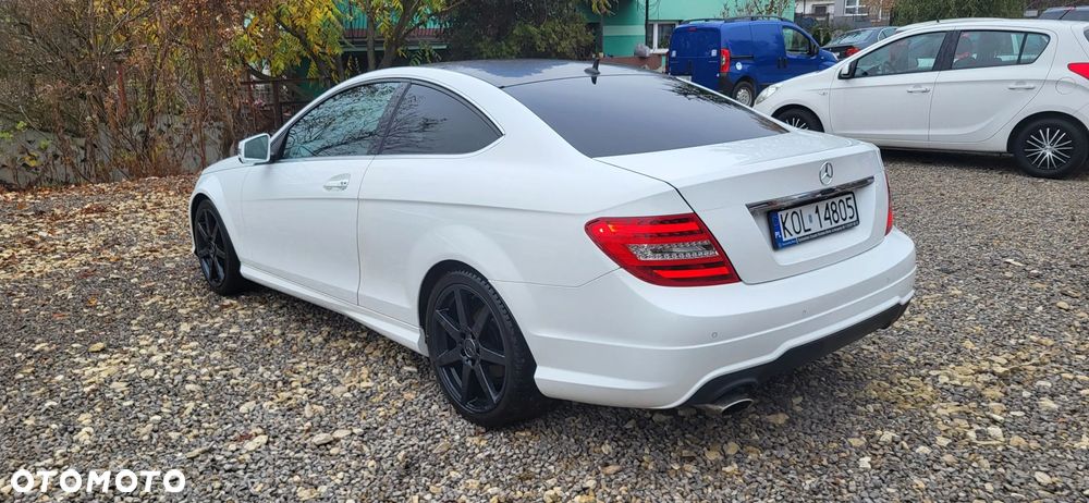 Mercedes-Benz Klasa C 180 (BlueEFFICIENCY) - 35