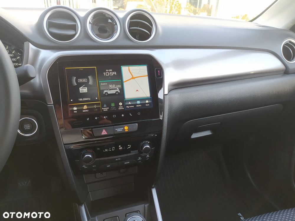 Suzuki Vitara 1.4 Boosterjet mHEV Premium Plus 2WD - 25
