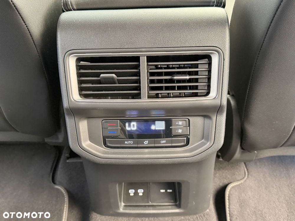 Volkswagen Atlas - 12