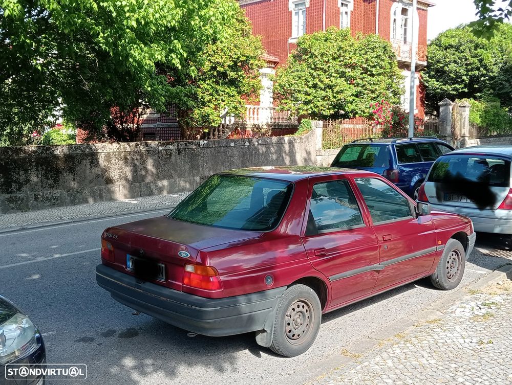 Ford Orion 1.4 CLX - 11