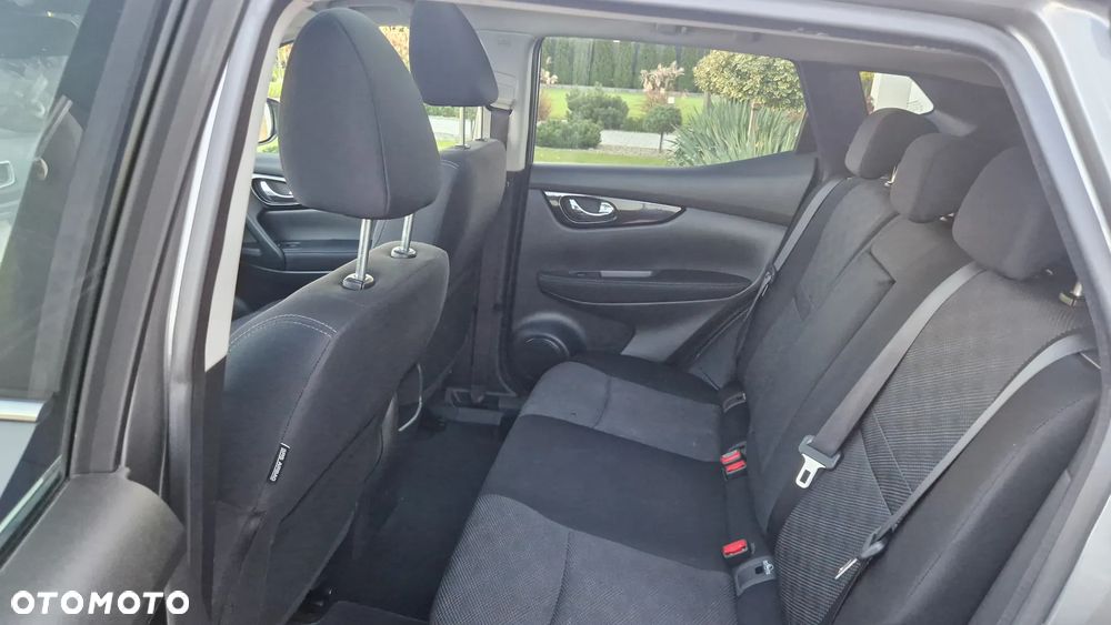 Nissan Qashqai 1.6 DCi Tekna - 24