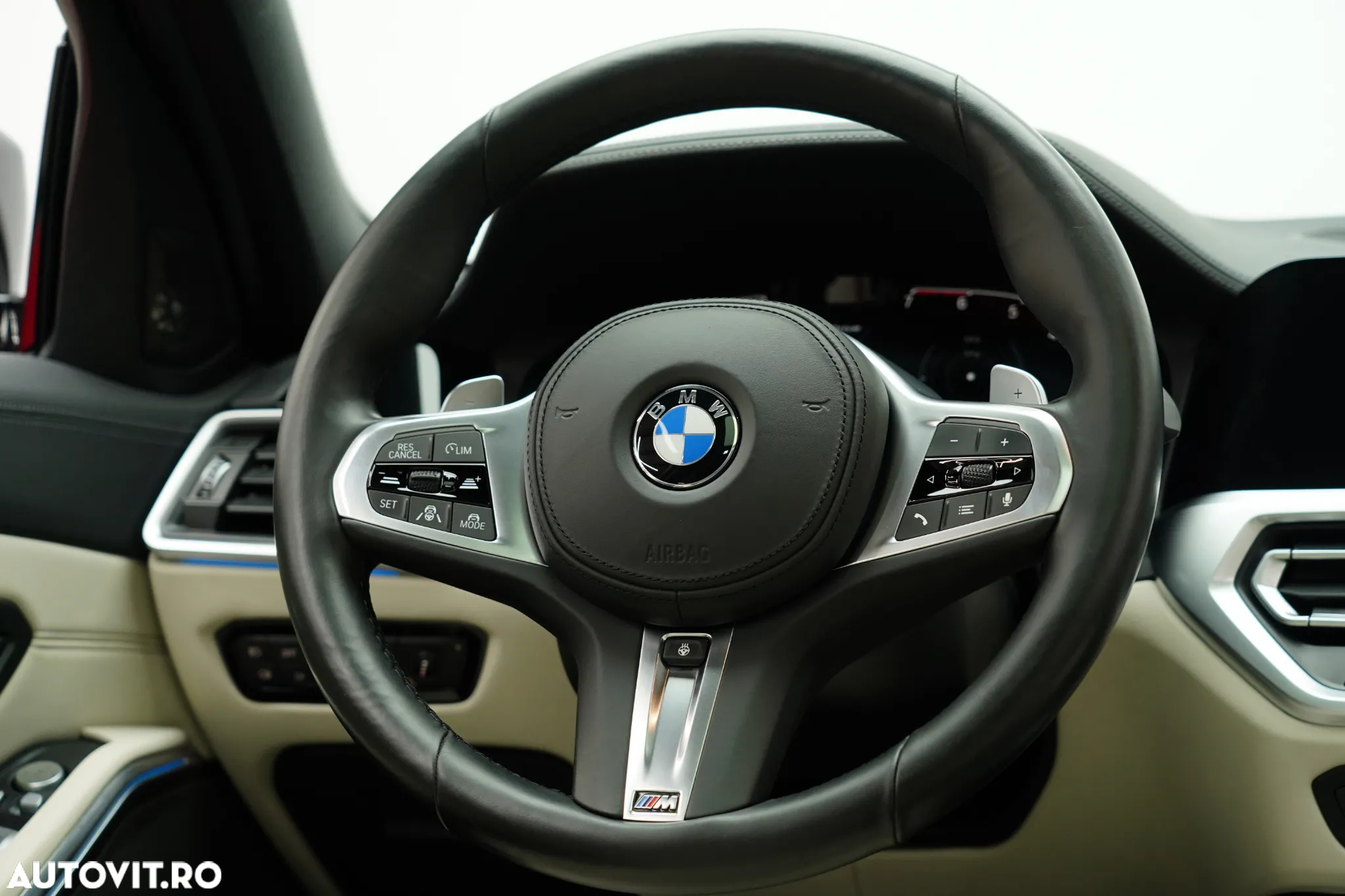 BMW Seria 3 330e Aut. M Sport - 26