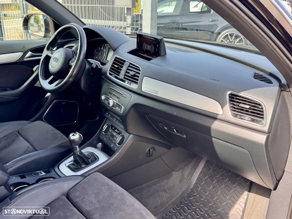 Audi Q3 2.0 TDI quattro S tronic sport - 11