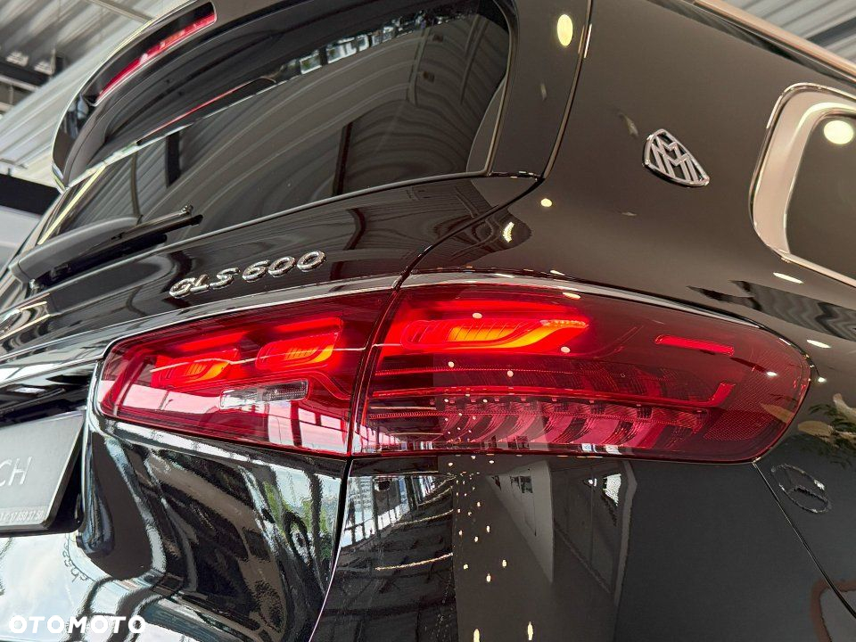 Mercedes-Benz GLS - 8