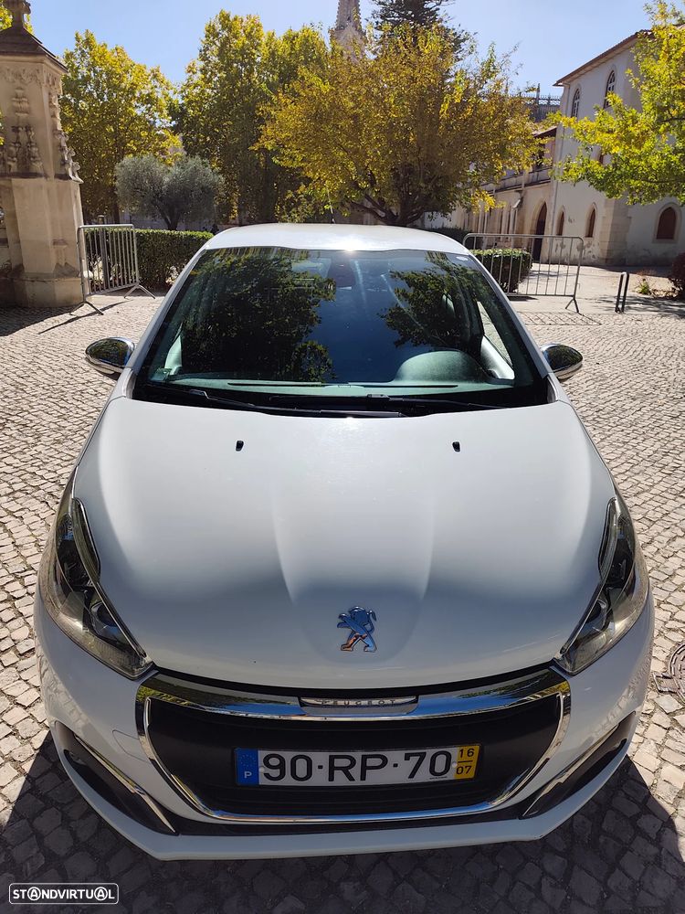 Peugeot 208 1.2 PureTech Style - 4