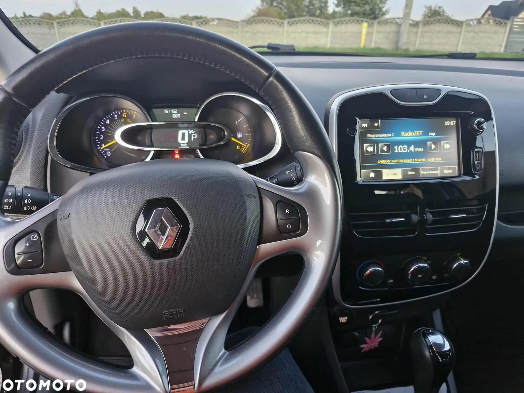 Renault Clio 1.2 TCe Alize EDC - 8