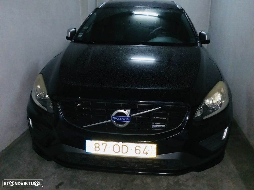 Volvo XC 60 2.0 D4 R-Design Start/Stop - 1
