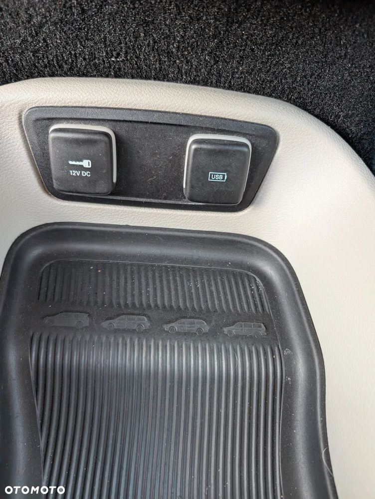 Chrysler Pacifica - 13