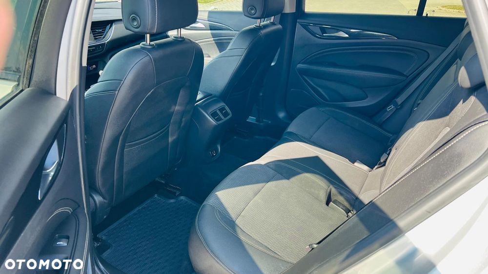 Opel Insignia 2.0 CDTI Executive - 17