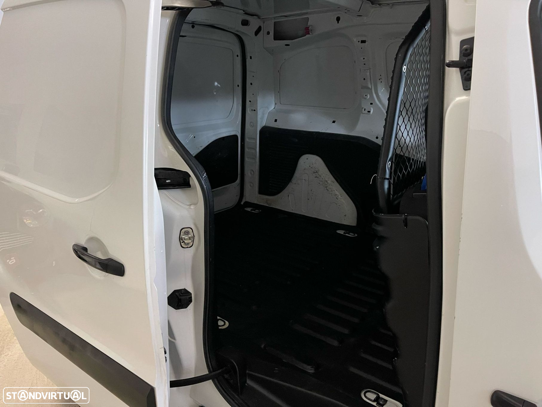 Peugeot Partner 1.6 BlueHDi Confort - 15