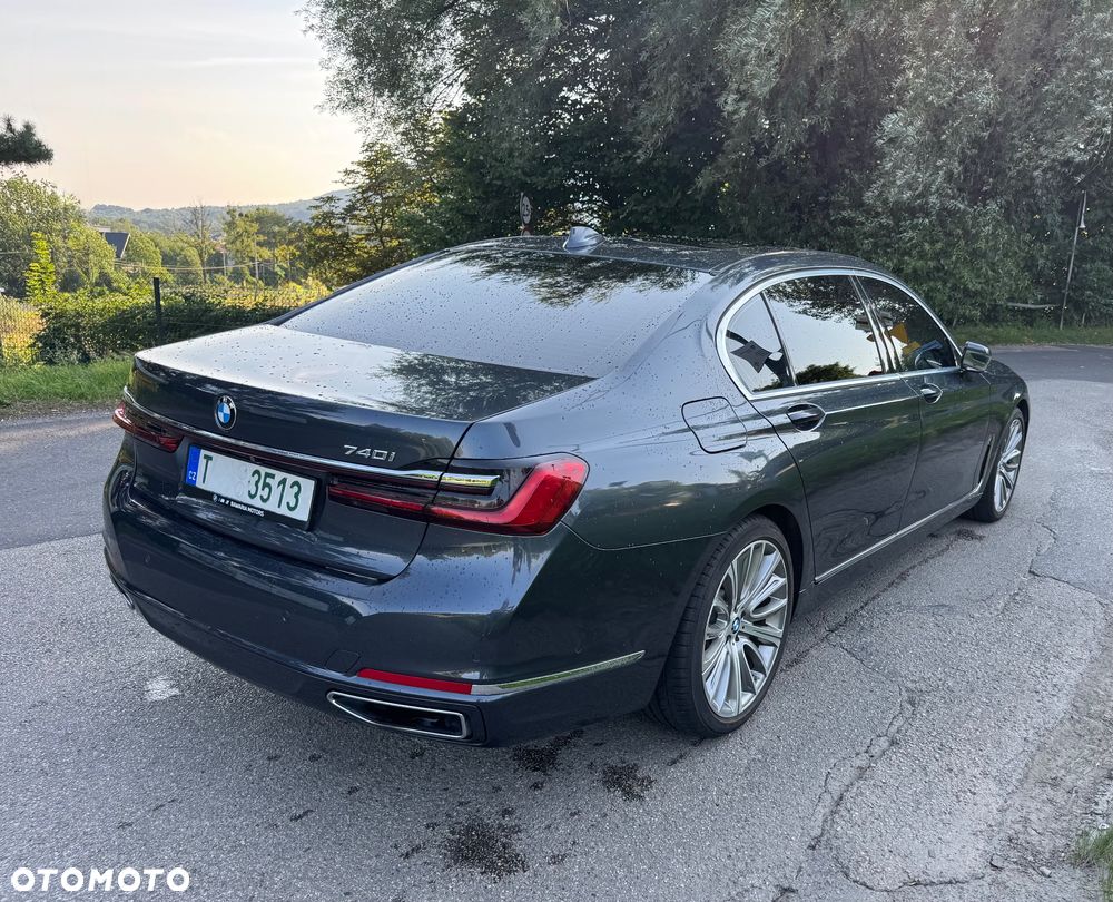 BMW Seria 7 740Li - 6