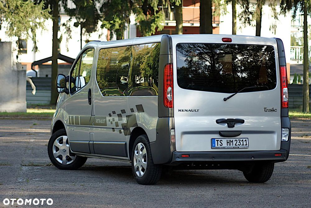 Renault Trafic L1H1 Passenger Lux - 21