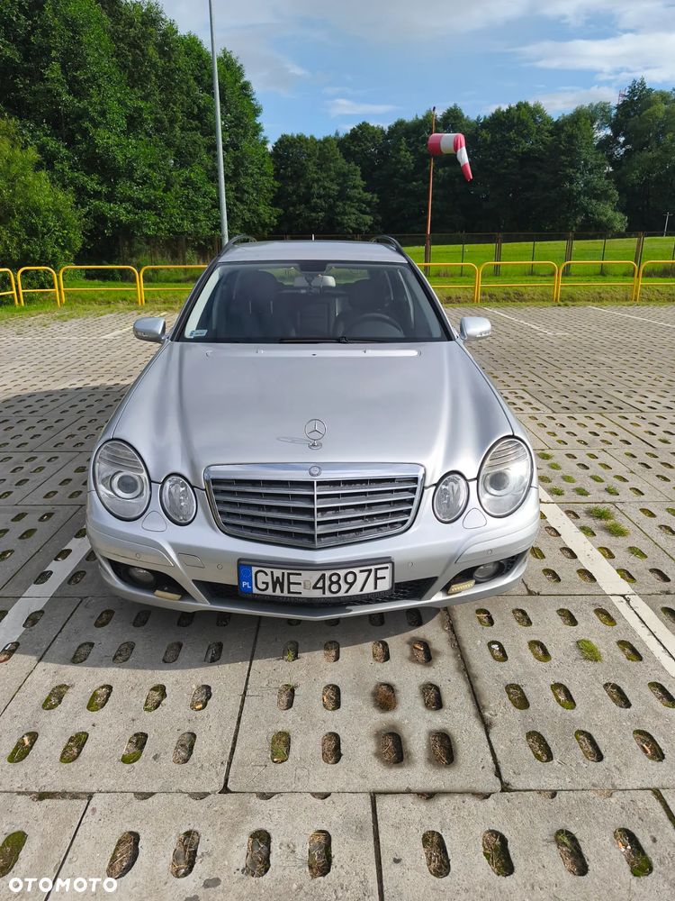 Mercedes-Benz Klasa E 220 CDI Classic - 1