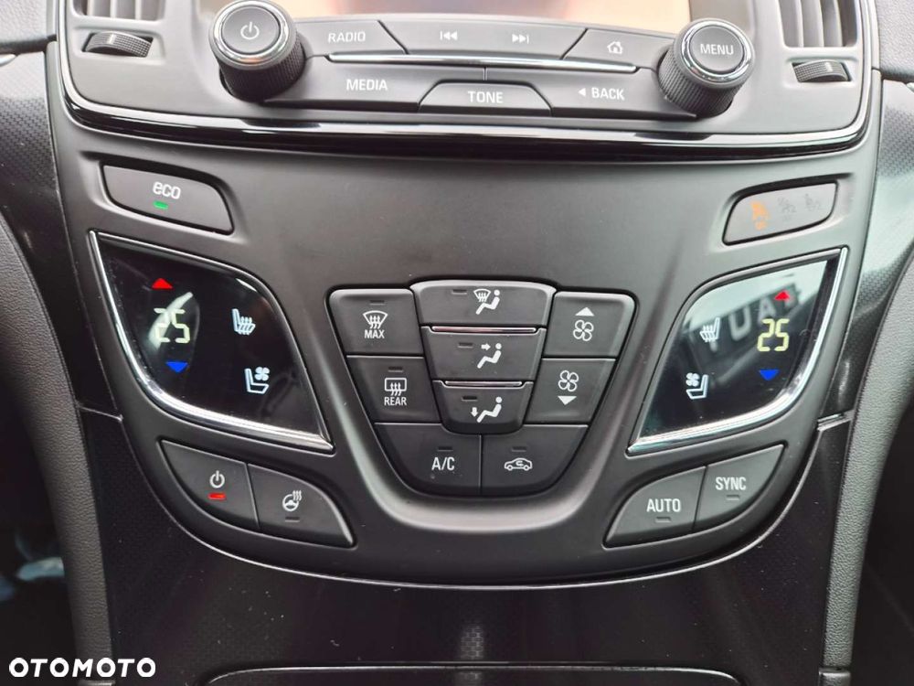 Opel Insignia 2.0 Turbo 4x4 ecoFLEX Start/Stop Innovation - 19