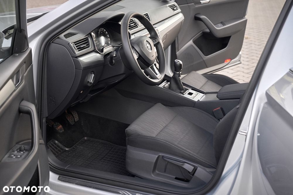 Skoda Superb - 21