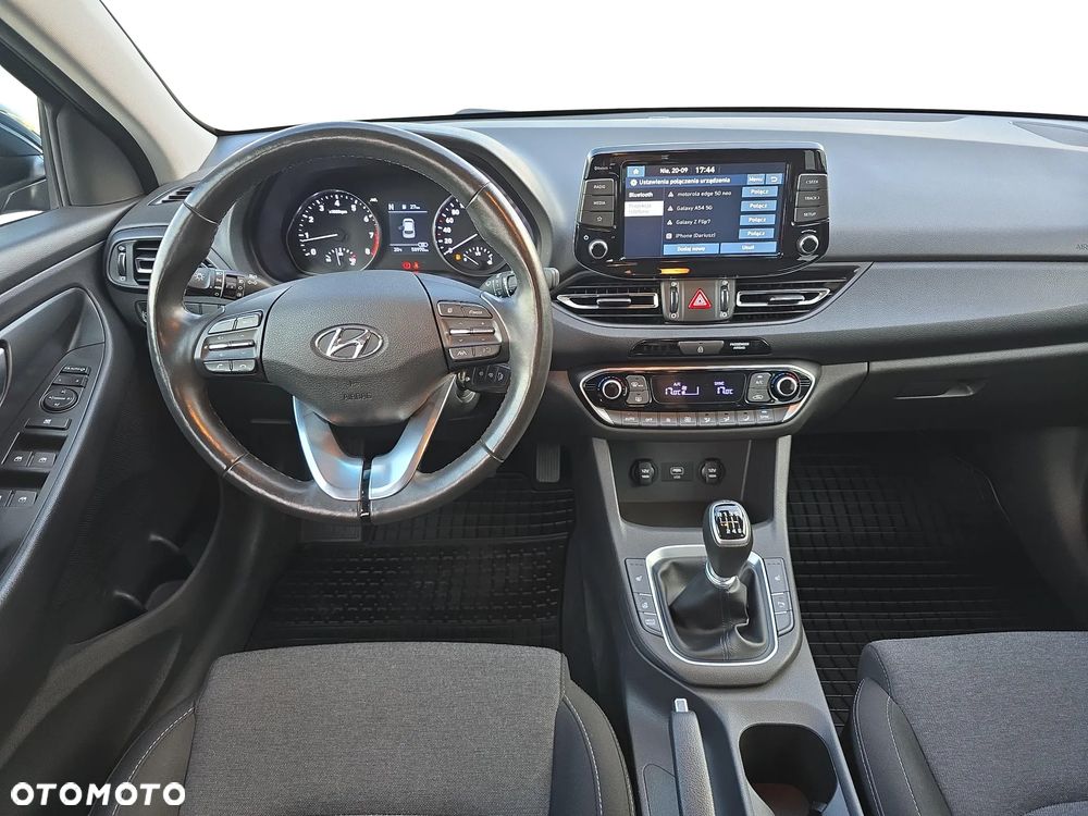 Hyundai i30 1.5 T-GDI 48V Smart - 16