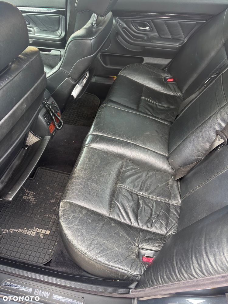 BMW Seria 7 - 19