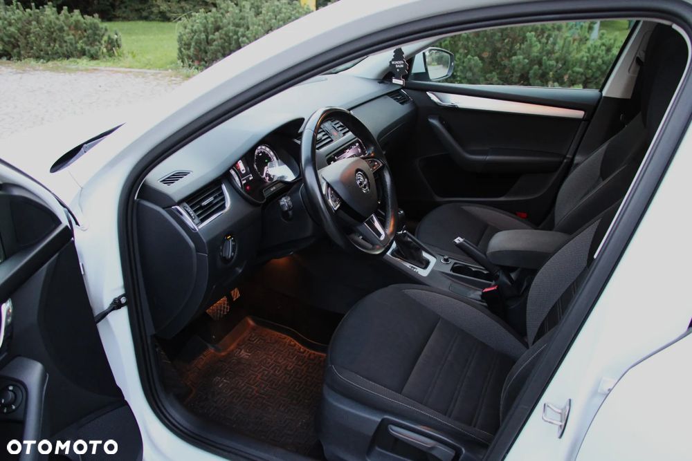 Skoda Octavia Combi 1.6 TDI DSG Ambition - 12