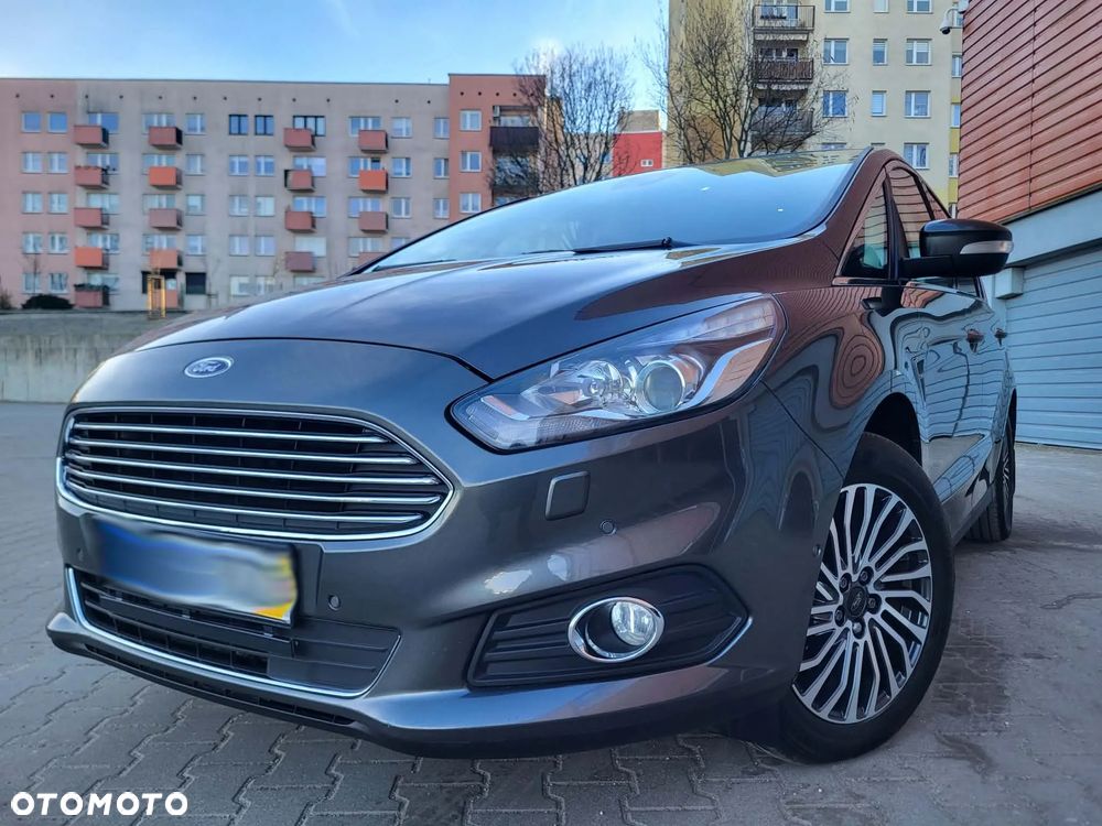 Ford S-Max 2.0 TDCi Titanium PowerShift - 4