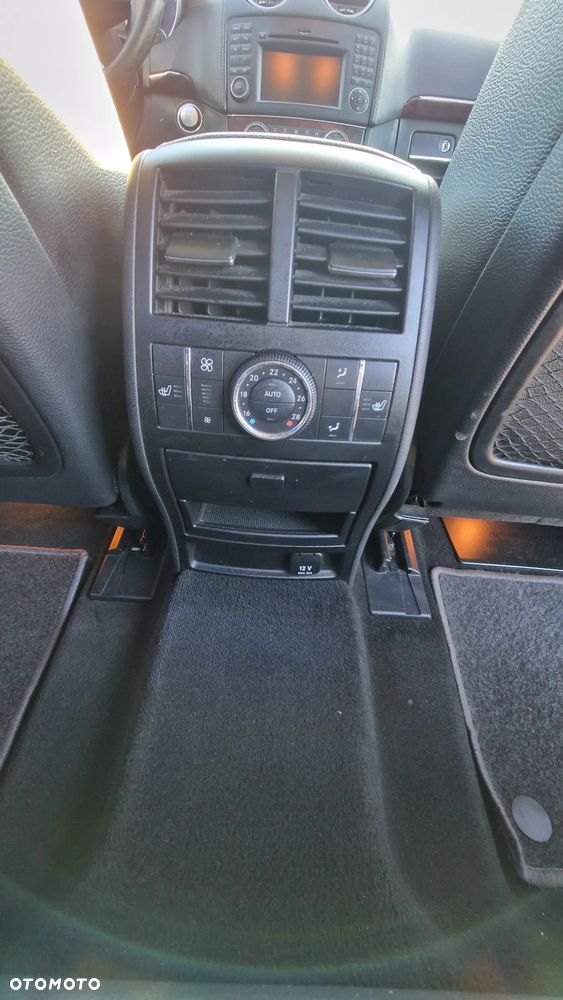 Mercedes-Benz GL 420 CDI - 13