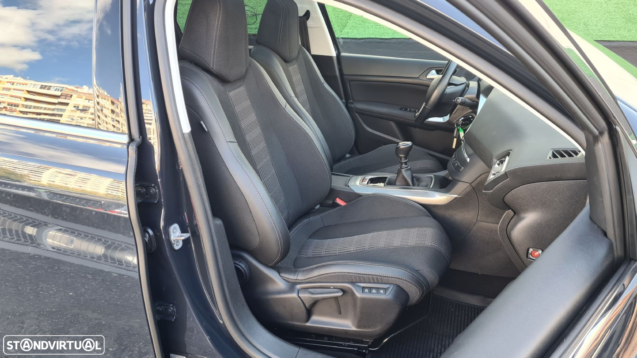 Peugeot 308 SW 1.5 BlueHDi Allure - 38