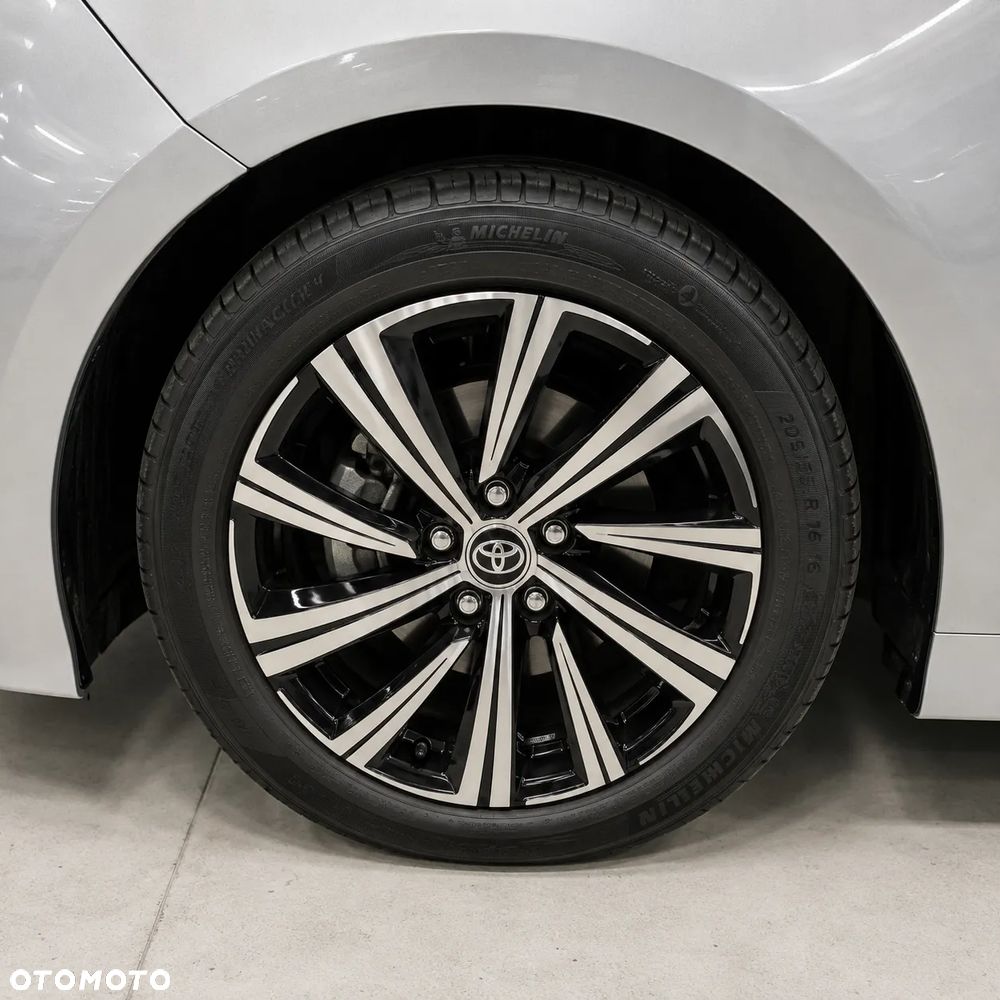 Toyota Corolla 1.8 Hybrid Executive - 10