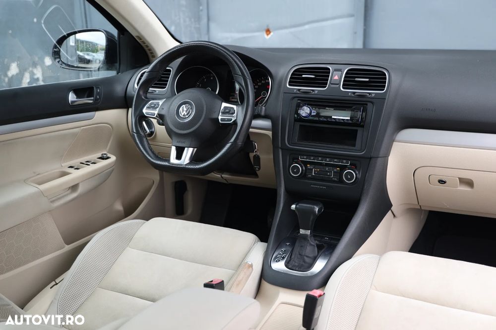 Volkswagen Golf 1.4 TSI Highline DSG - 18