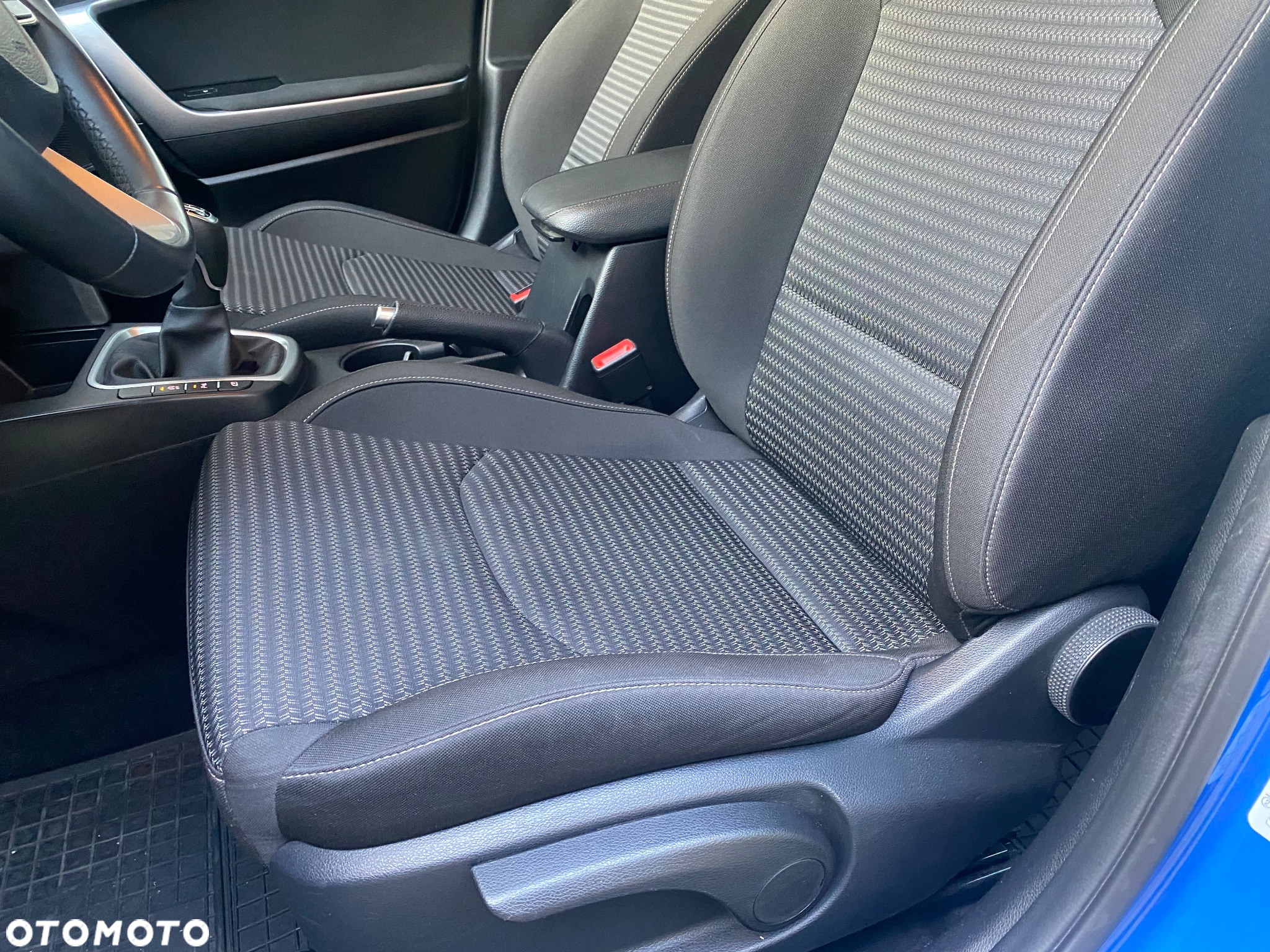 Kia Ceed 1.5 T-GDI M - 11