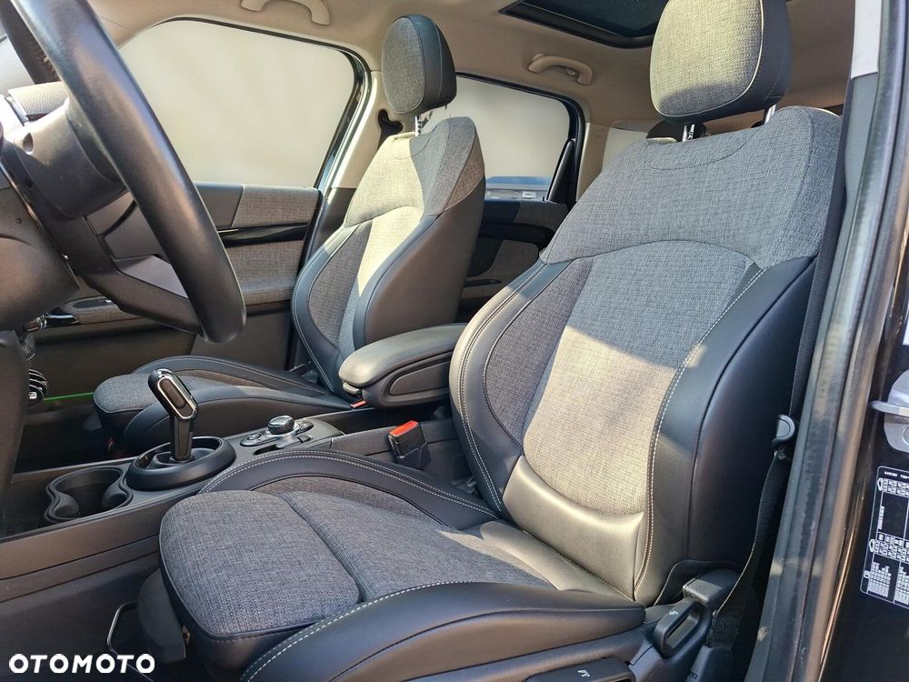 MINI Countryman Cooper Classic Trim - 12