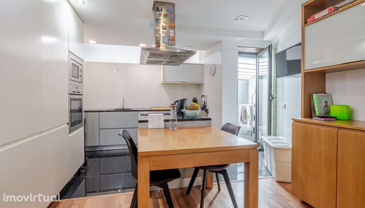 Moradia V3 para venda no centro da Póvoa de Varzim - Grande imagem: 5/25