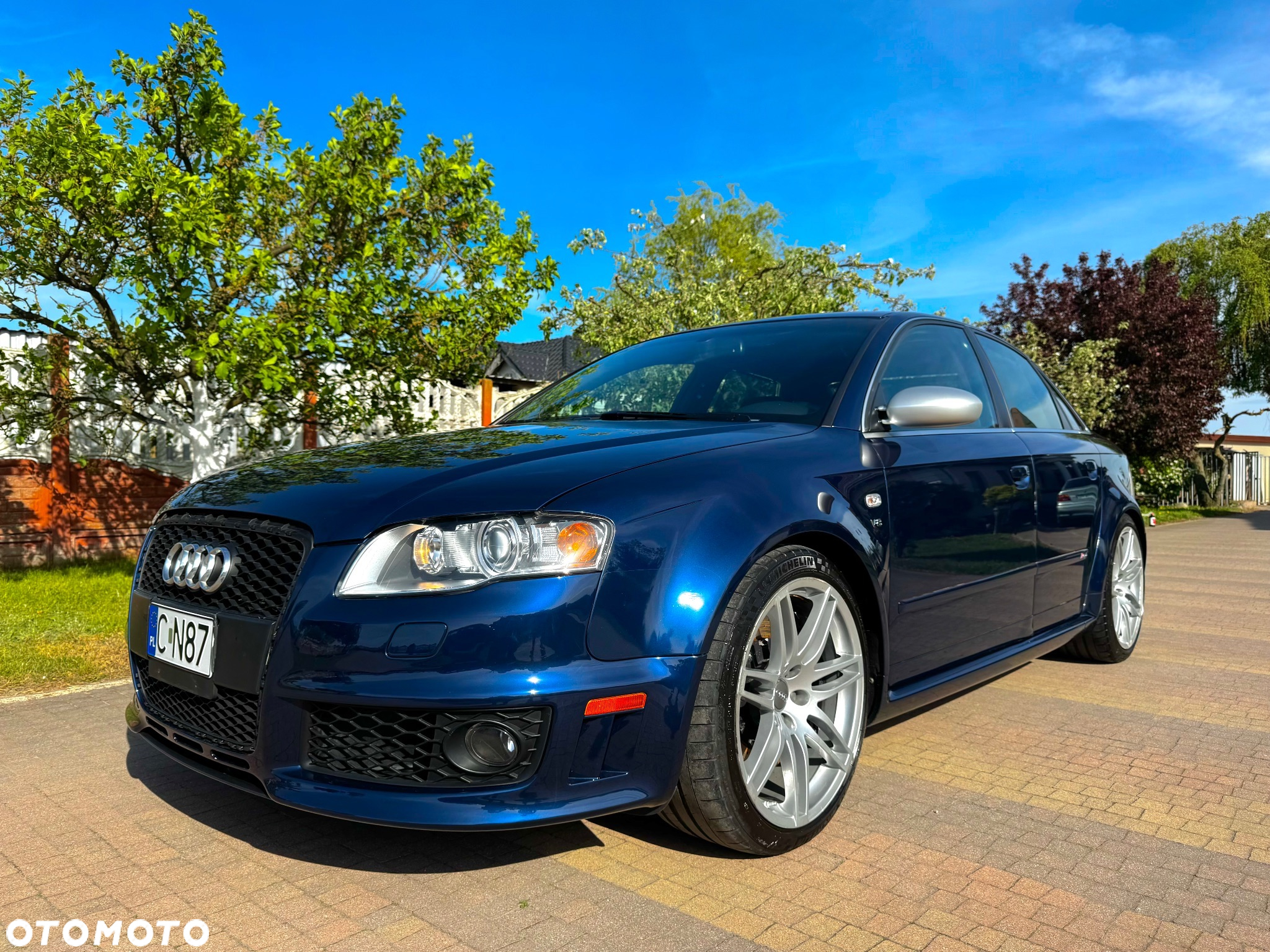 Audi RS4 Standard - 9