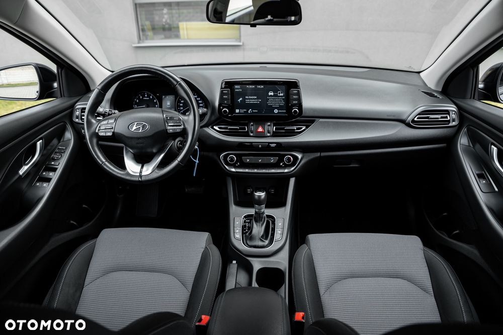 Hyundai i30 1.5 T-GDI 48V Premium DCT - 28