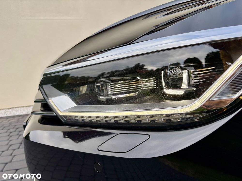 Volkswagen Passat 2.0 TDI SCR Comfortline DSG - 10